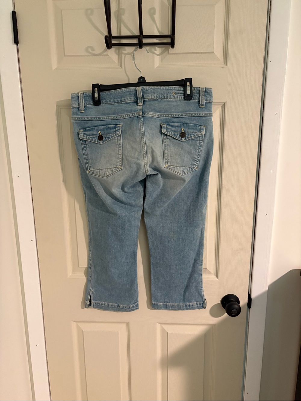 American Eagle Outfitters Light Blue Cropped Denim Capris